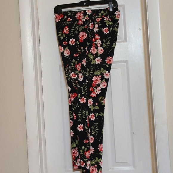 Clothes - Picture 3 of 3